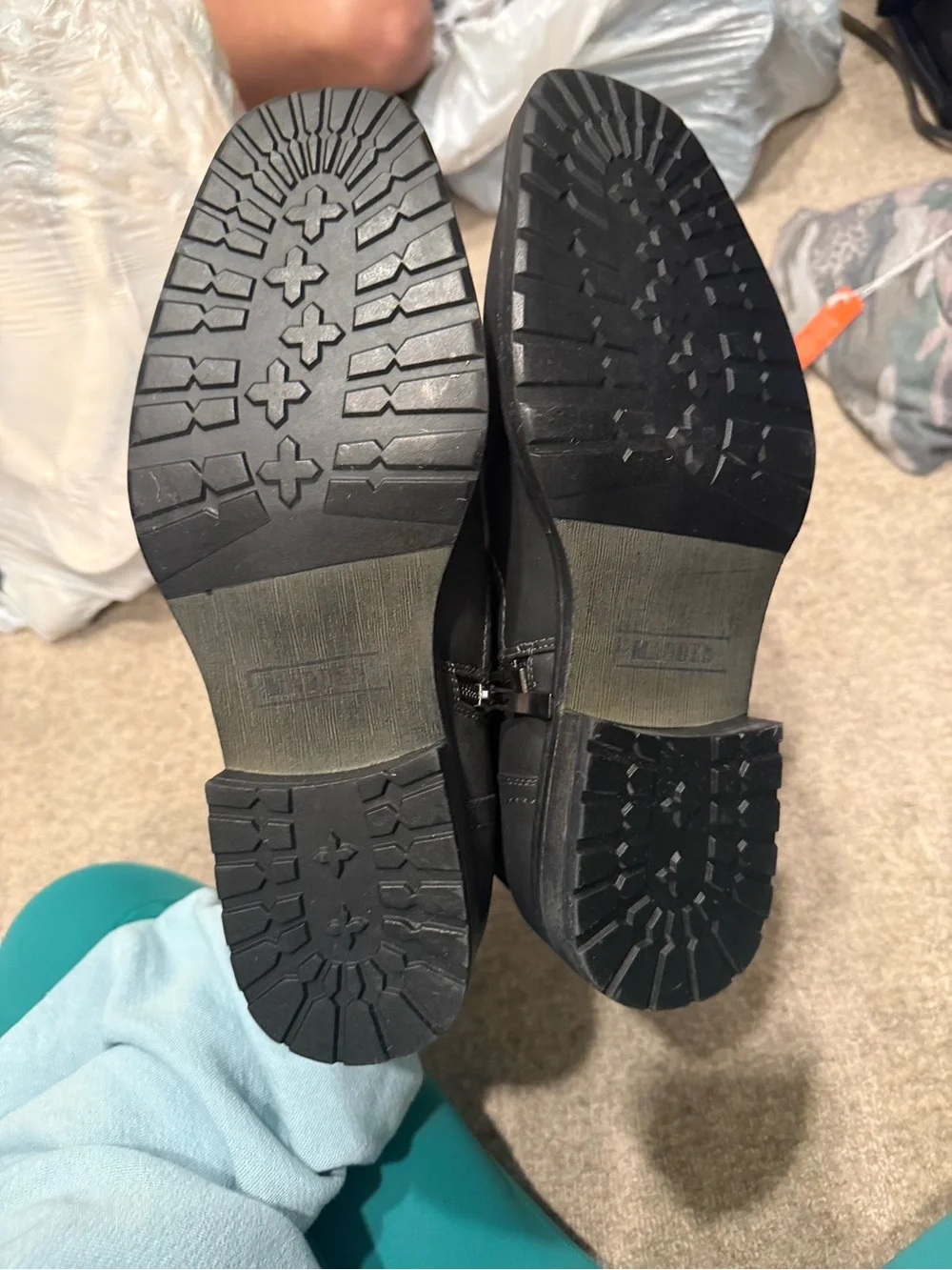Madden minimal black